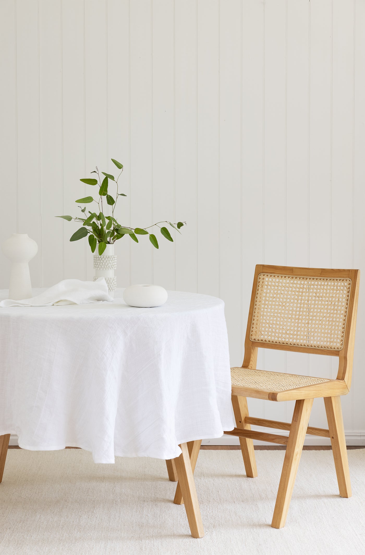 Round Linen Tablecloth - White - LinenBarn