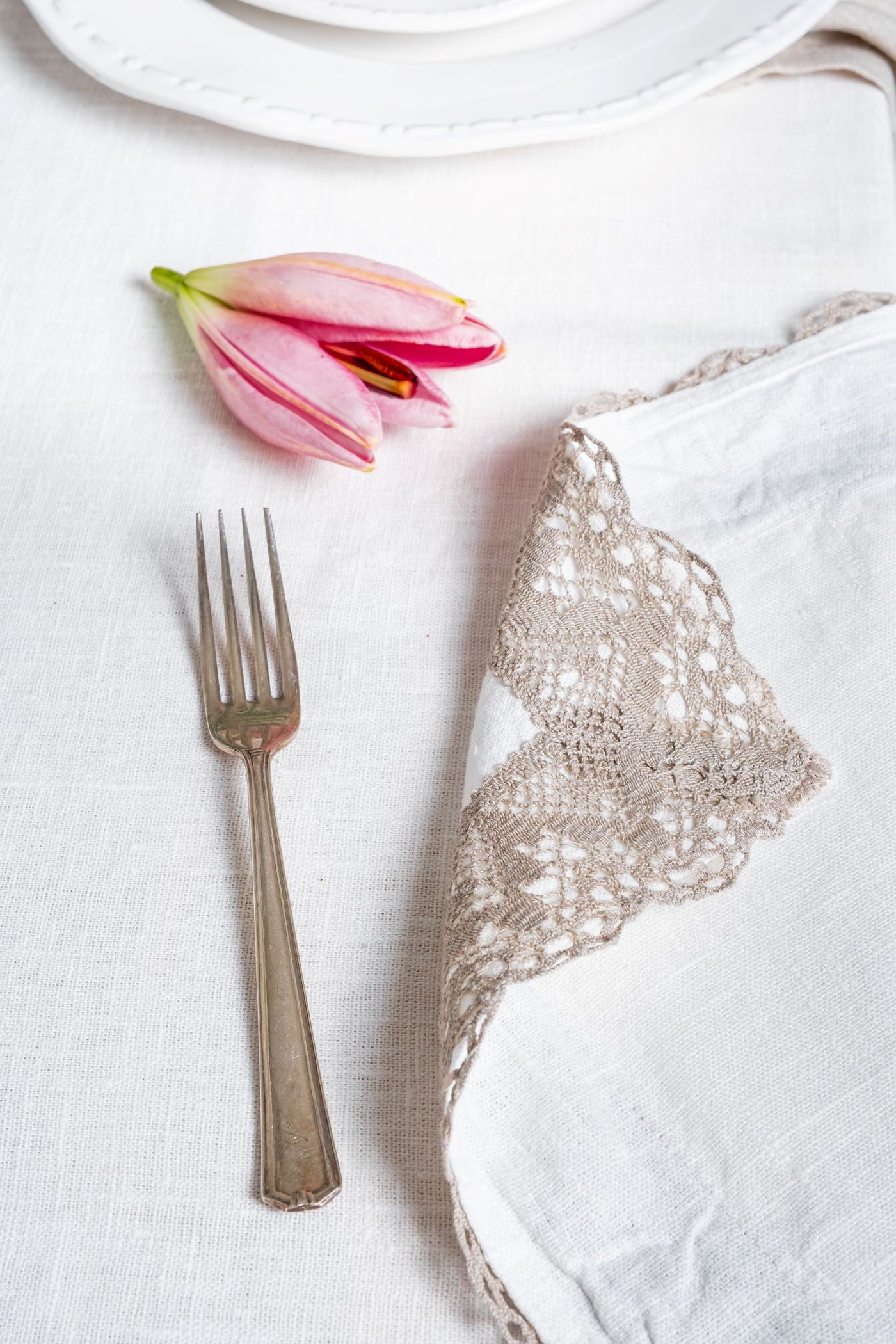 Vintage White Tablecloth with Linen Lace